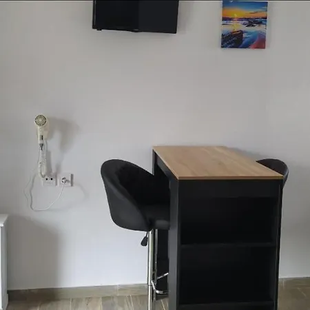 Apartman Giovanni 20 Kosz